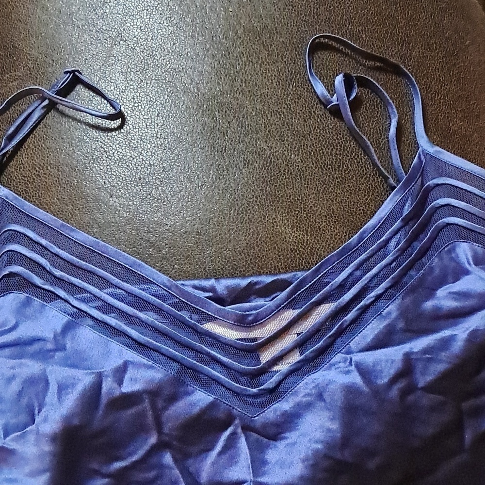 Victoria Secret Blue 100% Silk Slip Dress/Nightgown Size M Datenight Feminine - Picture 8 of 8